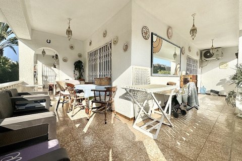 Villa en venta Punta Prima, Alicante, España 3 dormitorios, 138 m2 No. 111251 - foto 6