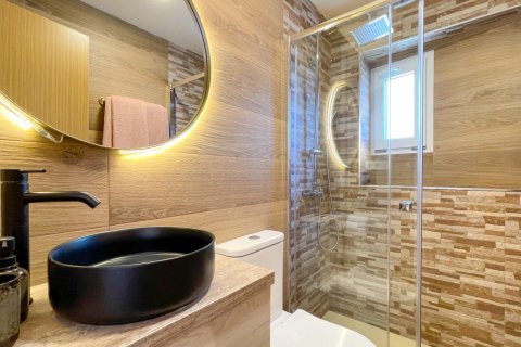 Wohnung zur Miete Benidorm, Alicante, Spanien 1 Schlafzimmer, 73.69 m2 Nr. 109078 - Foto 17