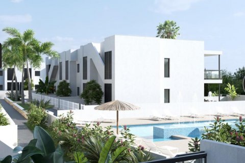Bungalow for sale Torre de la Horadada, Alicante, Spain 2 bedrooms, 72 sq.m. No. 109084 - photo 2