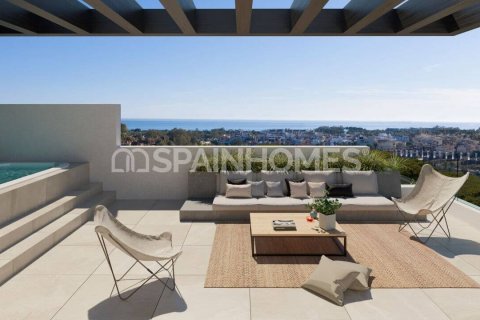 Villa till salu i Estepona, Malaga, Spanien 3 sovrum, 181 kvm. Nr. 48398 - foto 8
