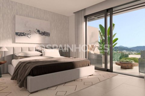 Villa till salu i Estepona, Malaga, Spanien 3 sovrum, 181 kvm. Nr. 48398 - foto 11