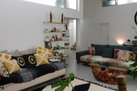 Villa for sale Alicante, Spain 6 bedrooms, 280 sq.m. No. 118021 - photo 3