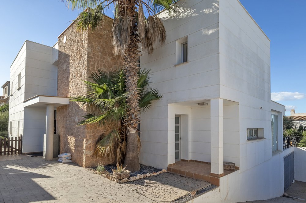 Villa in Llucmajor, Mallorca, Spain 4 bedrooms, 290 sq.m. No. 109920