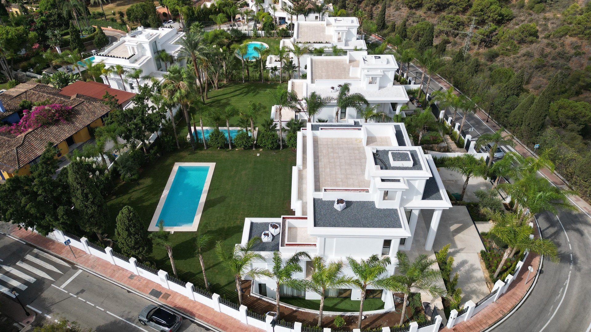 Villa i Marbella, Malaga, Spanien 6 sovrum, 647 kvm. Nr. 30305