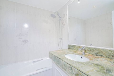 Lägenhet till salu Sant Feliu de Guixols, Girona, Spanien 3 sovrum, 159 kvm. Nr. 22136 - foto 15