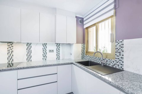 Lägenhet till salu Sant Feliu de Guixols, Girona, Spanien 3 sovrum, 159 kvm. Nr. 22136 - foto 12