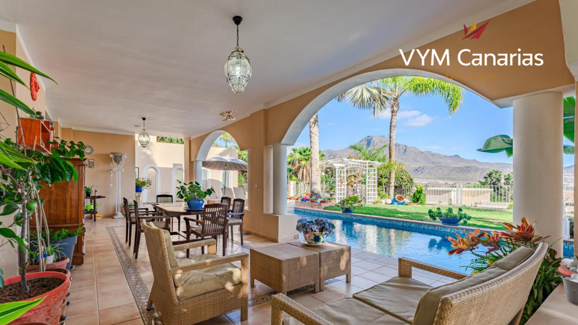 Villa i La Caleta, Ibiza, Spanien 5 sovrum, 732 kvm. Nr. 87303