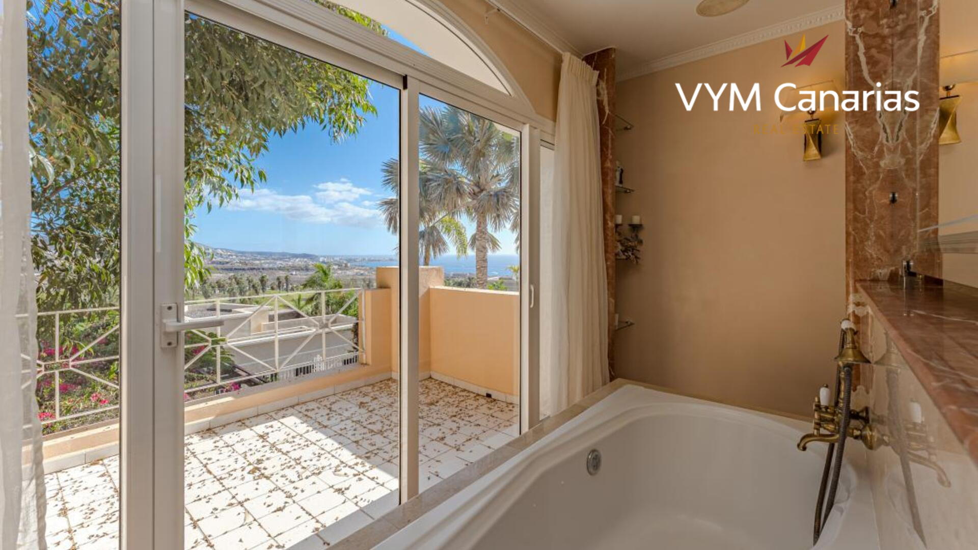 Villa i La Caleta, Ibiza, Spanien 5 sovrum, 732 kvm. Nr. 87303