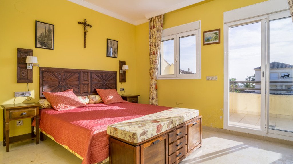 Takvåning i San Roque, Cadiz, Spanien 4 sovrum, 160 kvm. Nr. 92828