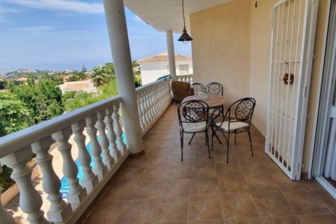 Villa à vendre L'Alfàs del Pi, Alicante, Espagne, 5 chambres, 350 m2 No. 113869 - photo 2