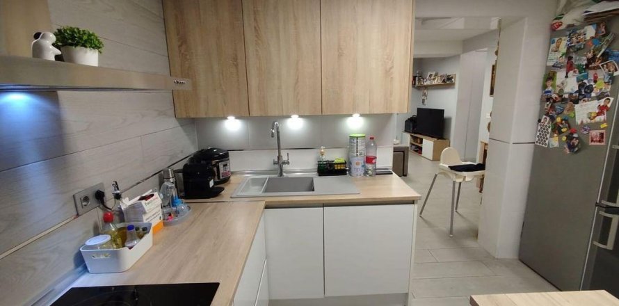 Land plot Alicante, Spain 2 bedrooms, 90 sq.m. No. 109422