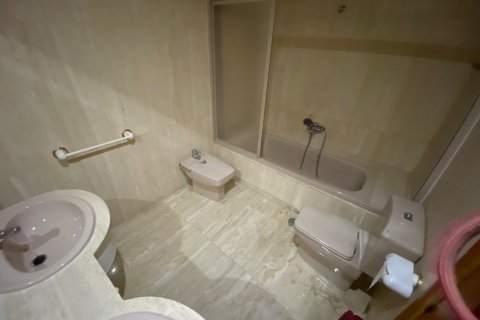 Apartment for sale Torrevieja, Alicante, Spain 1 bedroom, 142 sq.m. No. 109423 - photo 10