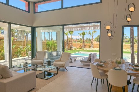 Huvila myytävänä Cuevas del Almanzora, Almeria, Espanja, 3 makuuhuonetta, 136 m2 No. 114829 - kuva 4
