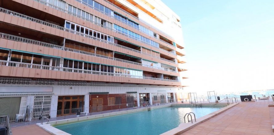 Apartment Torrevieja, Alicante, Spain 3 bedrooms, 89 sq.m. No. 114840