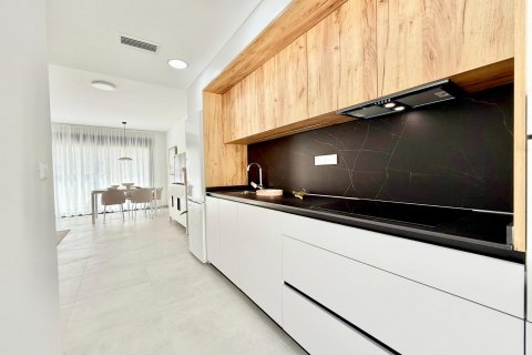 Продажа таухауса Кокс, Аликанте, Испания 3 спальни, 81м2 №114700 - фото 9