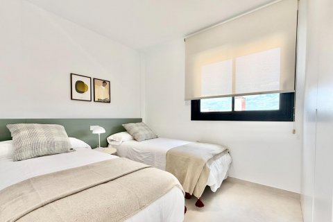 Kaupunkipientalo myytävänä Cox, Alicante, Espanja, 2 makuuhuonetta, 81 m2 No. 114699 - kuva 17
