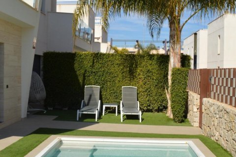 Villa zum Verkauf Pilar de la Horadada, Alicante, Spanien 3 Schlafzimmer, 108 m2 Nr. 115835 - Foto 4