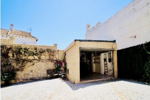 Villa for sale La Zenia, Alicante, Spain 4 bedrooms, 240 sq.m. No. 117577 - photo 5