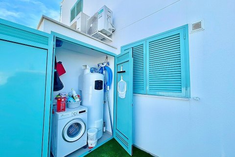Продажа бунгало в Торре-де-ла-Орадада, Аликанте, Испания 3 спальни, 65м2 №117576 - фото 30