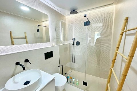 Продажа бунгало в Торре-де-ла-Орадада, Аликанте, Испания 3 спальни, 65м2 №117576 - фото 26
