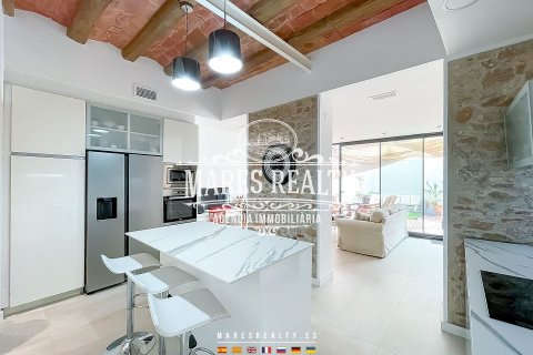 Villa for sale Calella, Barcelona, Spain 4 bedrooms, 174 sq.m. No. 113248 - photo 3