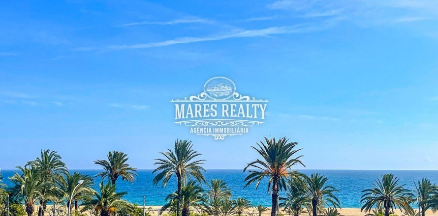 Townhouse Mataro, Barcelona, Spain 4 bedrooms, 171 sq.m. No. 113242