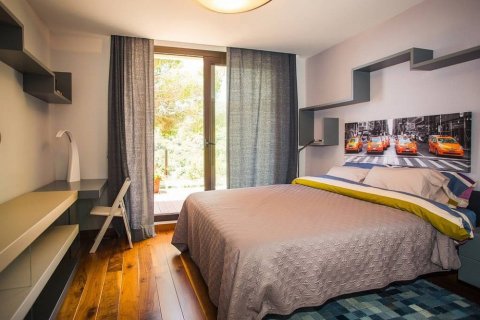 Hus till salu Tossa de Mar, Girona, Spanien 6 sovrum, 476 kvm. Nr. 22435 - foto 10