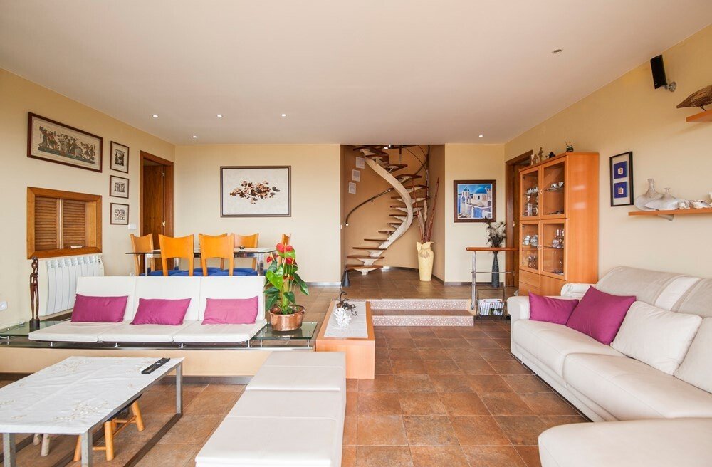 Dom w Tossa de Mar, Girona, Hiszpania 4 sypialnie, 242 mkw. nr 22434