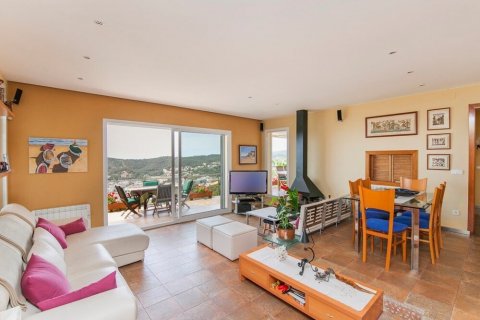 House for sale Tossa de Mar, Girona, Spain 4 bedrooms, 242 sq.m. No. 22434 - photo 12