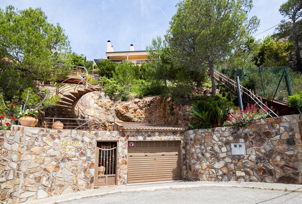 Dom w Tossa de Mar, Girona, Hiszpania 4 sypialnie, 242 mkw. nr 22434