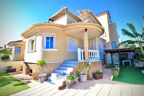 Villa for sale San Miguel de Salinas, Alicante, Spain 4 bedrooms, 163 sq.m. No. 115154 - photo 1