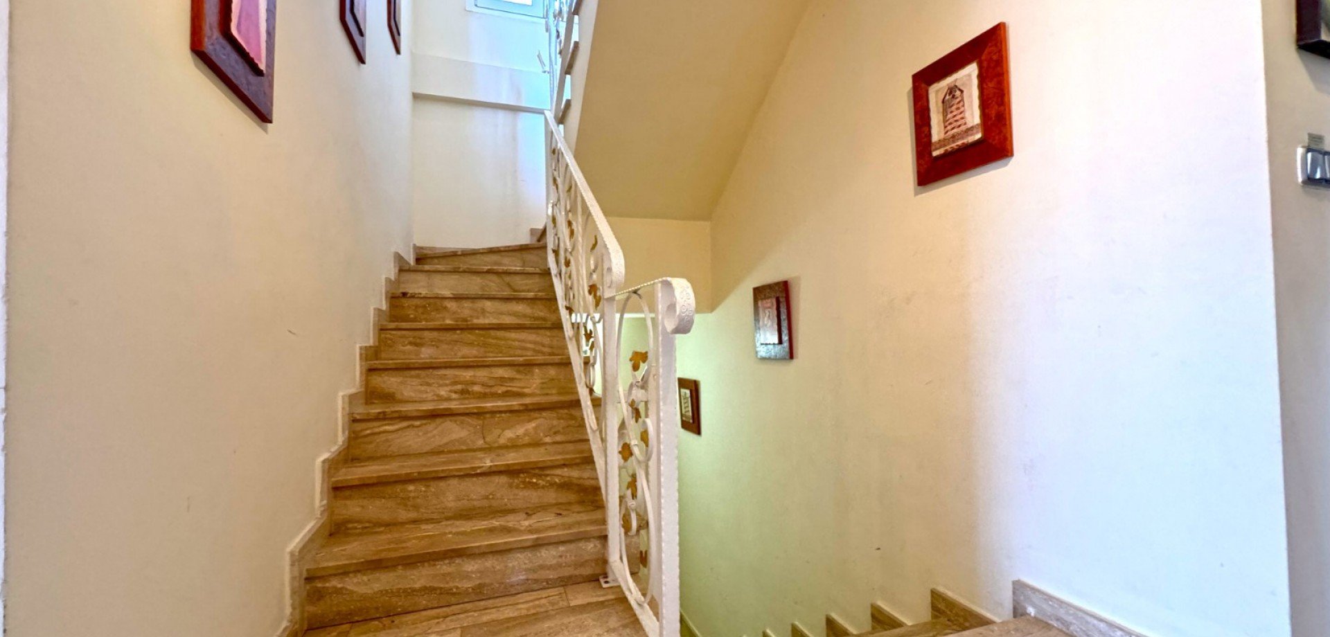 Willa w Torrevieja, Alicante, Hiszpania 6 sypialni, 340 mkw. nr 115149