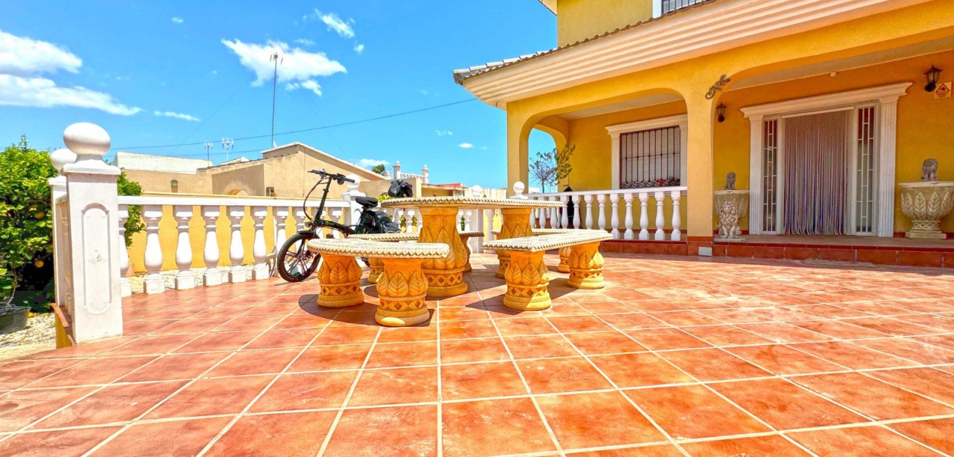 Willa w Torrevieja, Alicante, Hiszpania 6 sypialni, 340 mkw. nr 115149