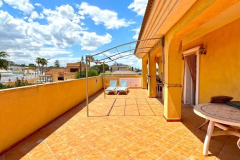 Villa for sale Torrevieja, Alicante, Spain 6 bedrooms, 340 sq.m. No. 115149 - photo 9