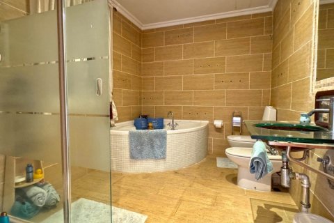 Villa for sale Torrevieja, Alicante, Spain 6 bedrooms, 340 sq.m. No. 115149 - photo 28