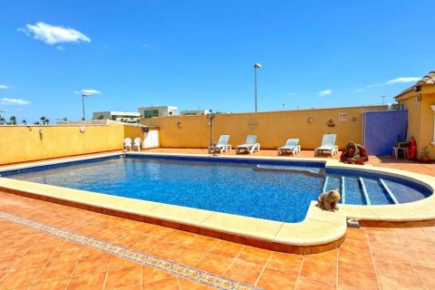 Villa for sale Torrevieja, Alicante, Spain 6 bedrooms, 340 sq.m. No. 115149 - photo 17