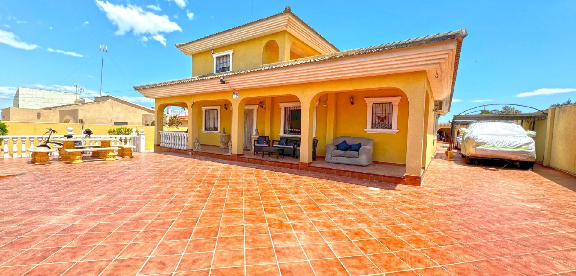 Willa w Torrevieja, Alicante, Hiszpania 6 sypialni, 340 mkw. nr 115149