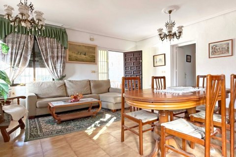 Villa for sale Torrevieja, Alicante, Spain 4 bedrooms, 190 sq.m. No. 115152 - photo 10