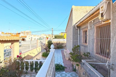 Villa for sale Torrevieja, Alicante, Spain 4 bedrooms, 190 sq.m. No. 115152 - photo 4