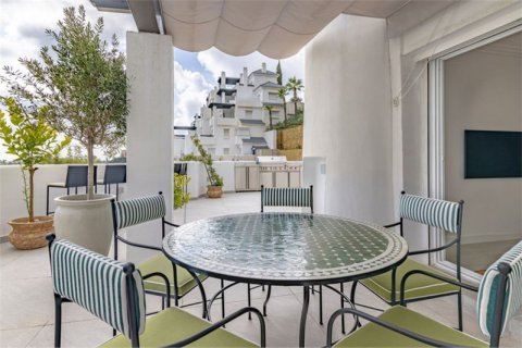 Apartment for sale La Quinta, Malaga, Spain 2 bedrooms, 111 sq.m. No. 109691 - photo 10