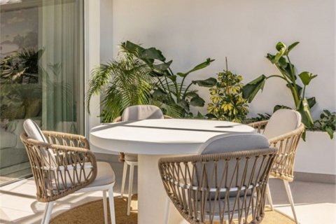 Duplex for sale La Quinta, Malaga, Spain 3 bedrooms, 173 sq.m. No. 109692 - photo 6