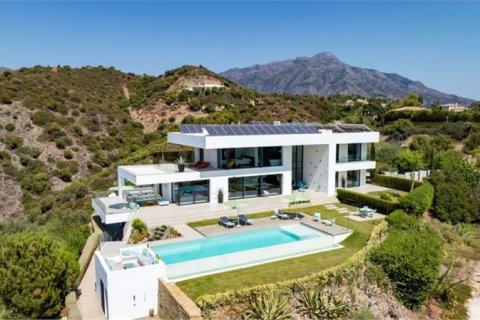 Villa for sale La Quinta, Malaga, Spain 6 bedrooms, 770 sq.m. No. 109693 - photo 1