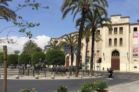 Villa till salu Pinoso, Alicante, Spanien 3 sovrum, 184 kvm. Nr. 111381 - foto 11