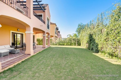 Villa in vendita Estepona, Malaga, Spagna 4 camere da letto, 276 mq. N° 108425 - foto 1