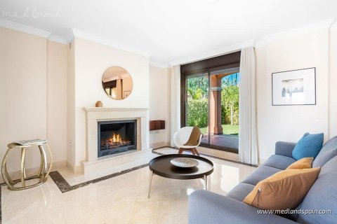 Villa in vendita Estepona, Malaga, Spagna 4 camere da letto, 276 mq. N° 108425 - foto 7
