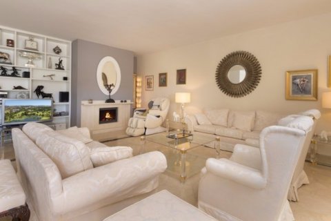 Appartamento in vendita Marbella, Malaga, Spagna 4 camere da letto, 220 mq. N° 21749 - foto 1