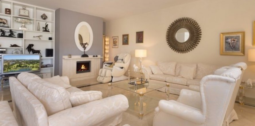 Appartamento Marbella, Malaga, Spagna 4 camere da letto, 220 mq. N° 21749