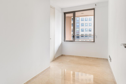 Продажа квартиры Барселона, Испания 3 спальни, 113м2 №60379 - фото 23