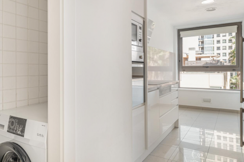 Продажа квартиры Барселона, Испания 3 спальни, 113м2 №60379 - фото 19