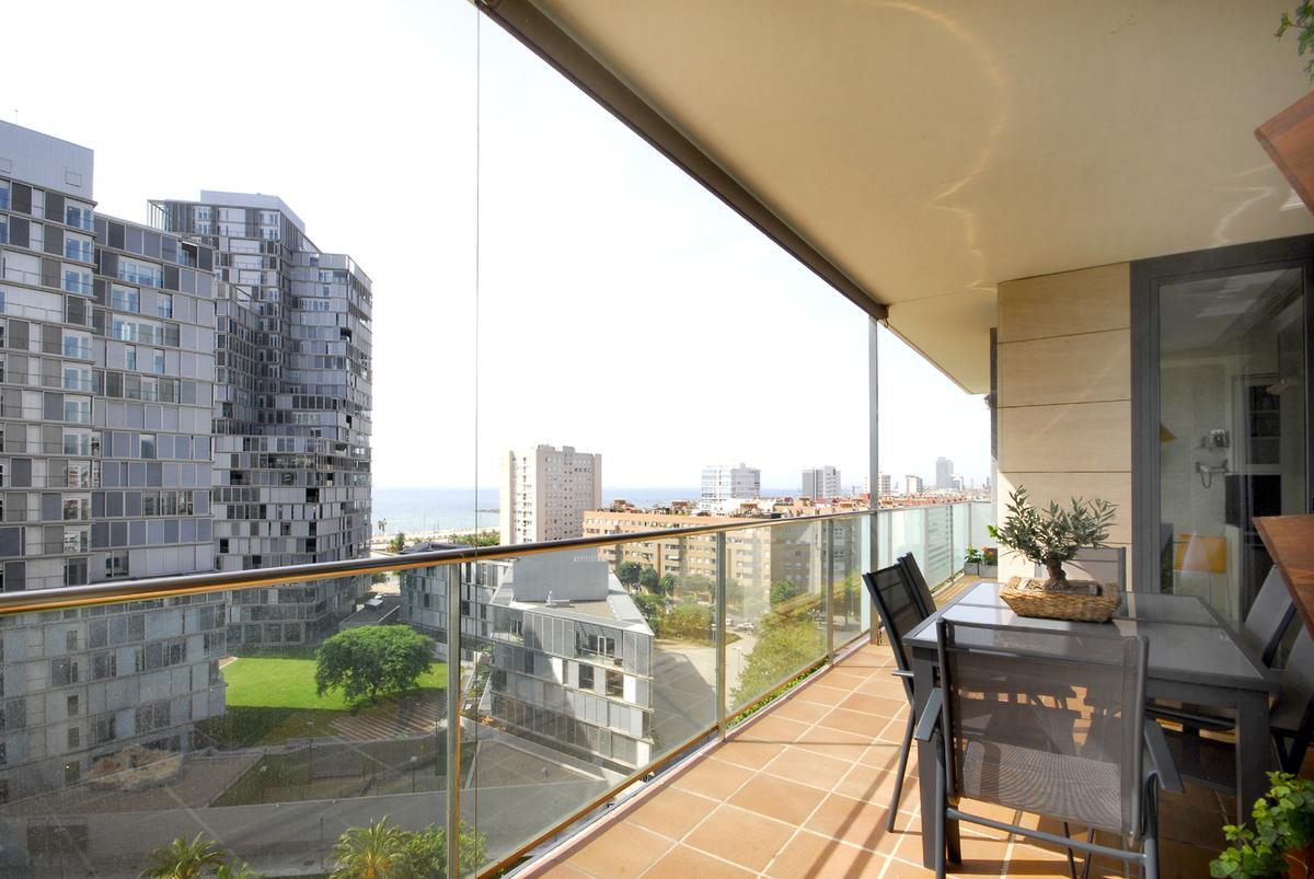 Apartamento en Barcelona, España 3 dormitorios, 176 m2 No. 22064